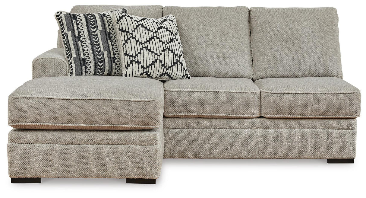 Calnita Sectional with Chaise