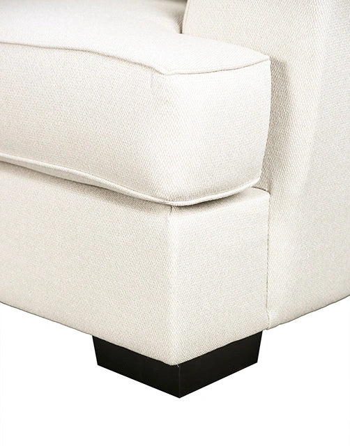 Hyde Park Loveseat w/ Pillows