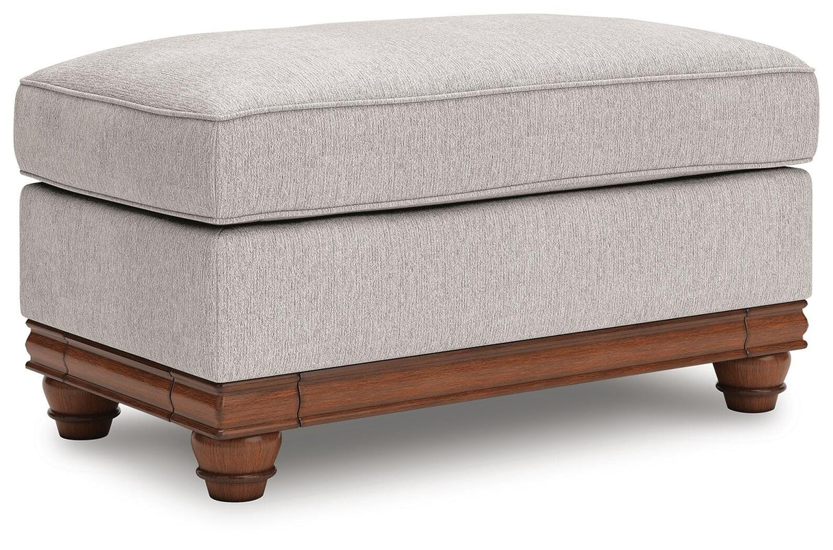 Clearbrooke Living Room Set