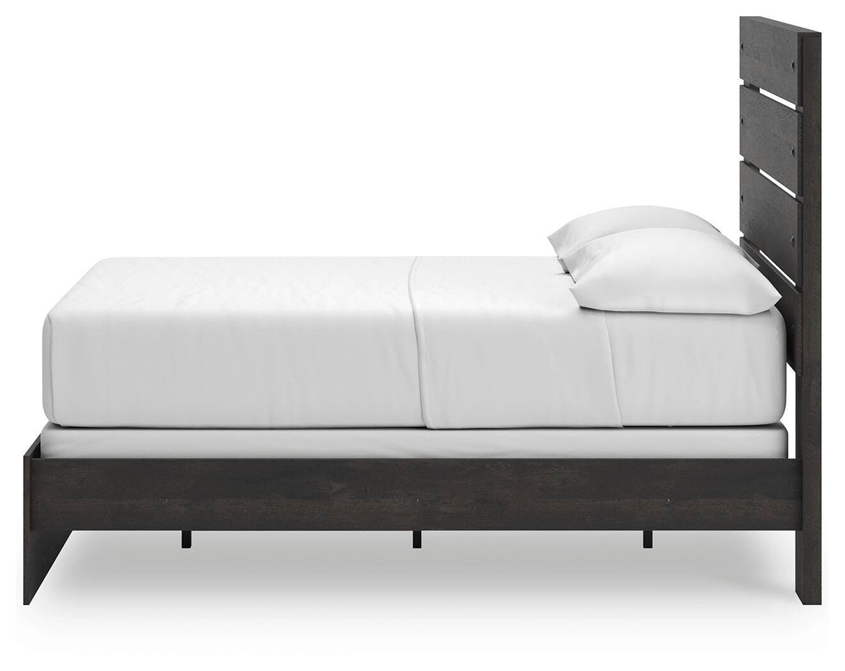 Hollivern Bedroom Set