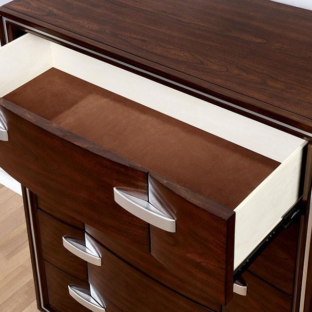 Chest Safire