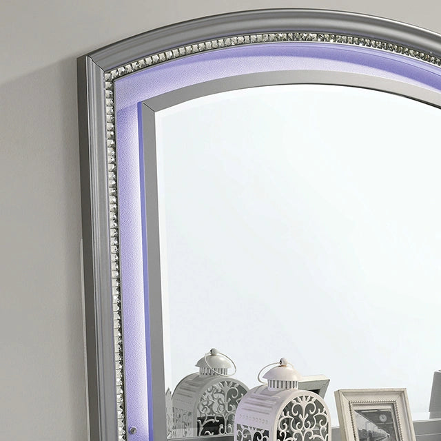 Maddie Bed White & Silver