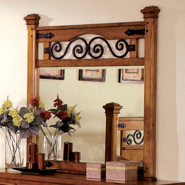 Sonoma Chest