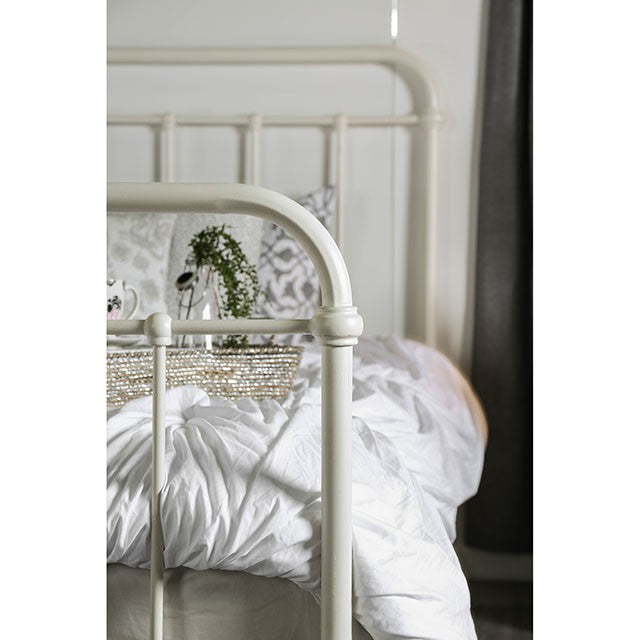 Iria Bed Brown & Black