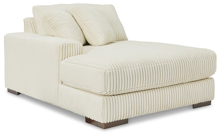 Lindyn Super Chaise - M&M Furniture (CA)