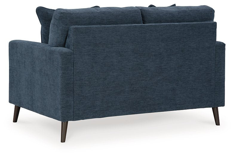 Bixler Living Room Set - M&M Furniture (CA)
