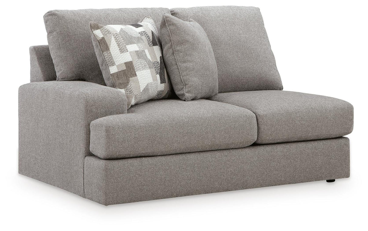 Lindon Sectional with Chaise