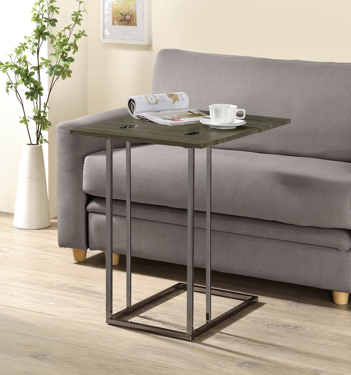 Pedro Side Table