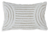 Farissen Pillow