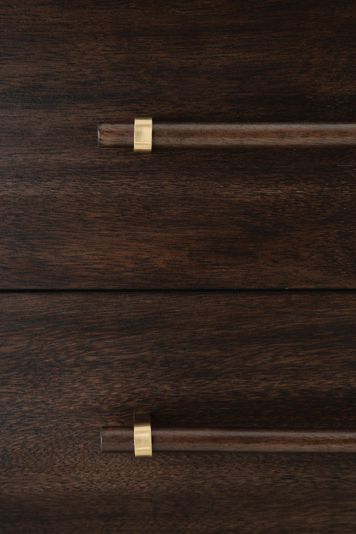 Dantenton Dresser