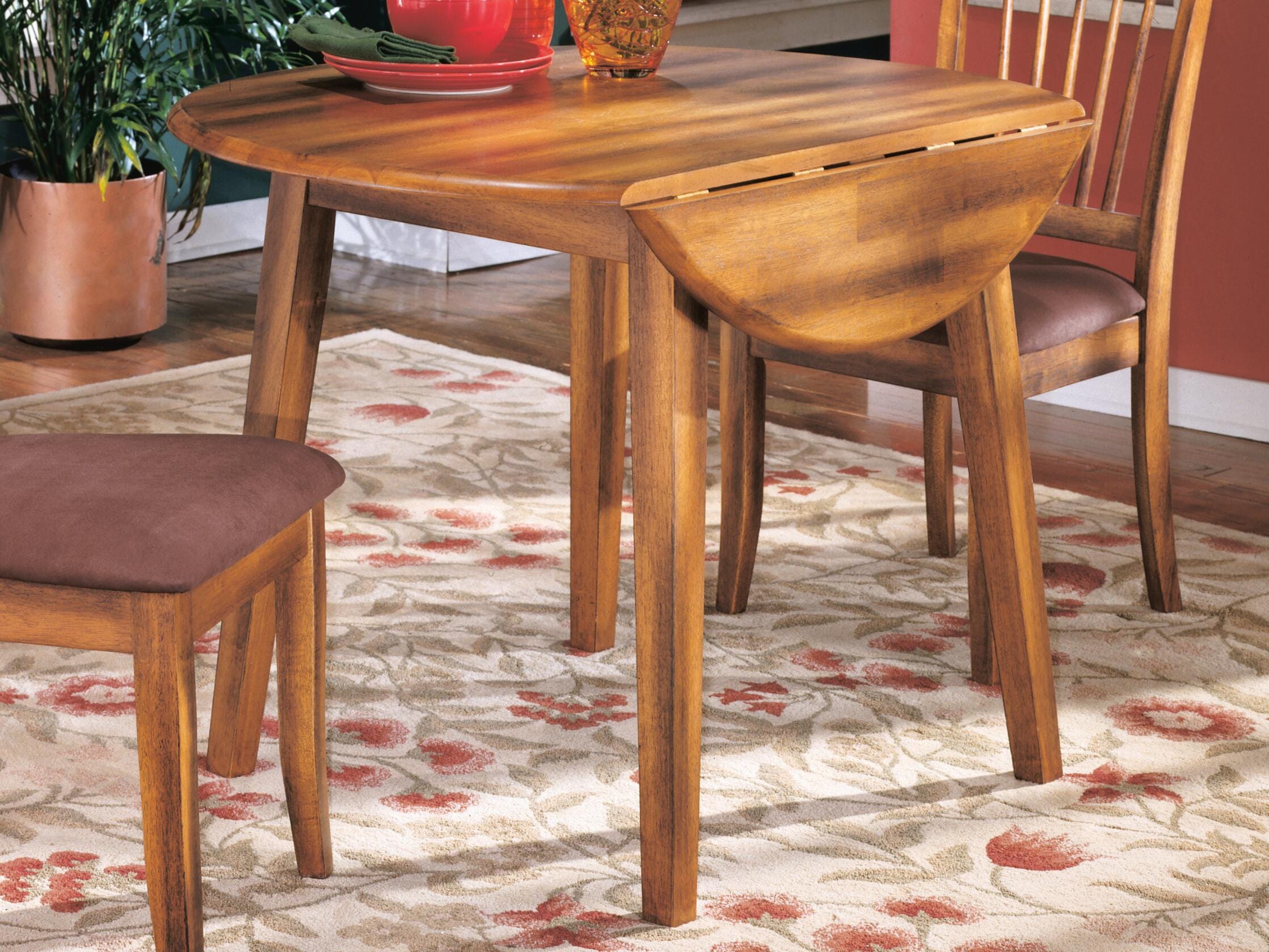 Shop Dining Room Furniture at M&M Furniture - Huntington Park, CA