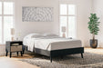 Charlang Full Panel Bed - M&M Furniture (CA)