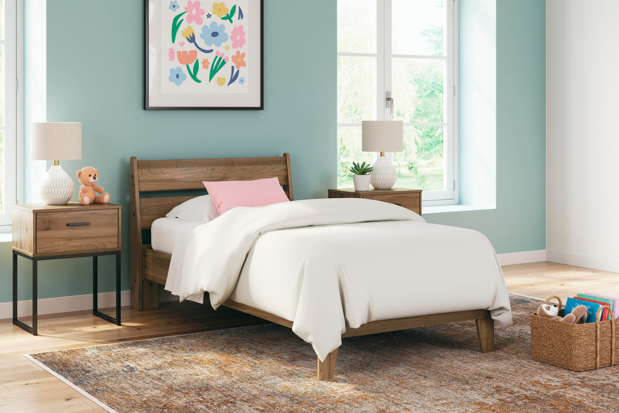 Deanlow Bedroom Package