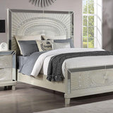 VALLETTA E.King & Queen Bed