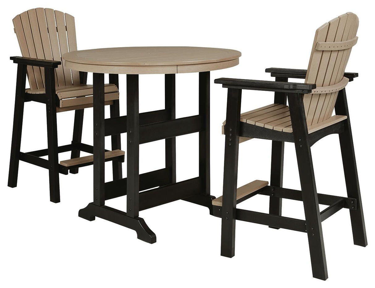 Fairen Trail Outdoor Dining Set
