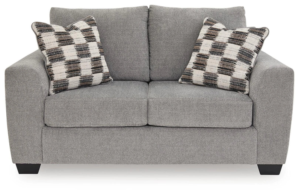 Loreo Loveseat