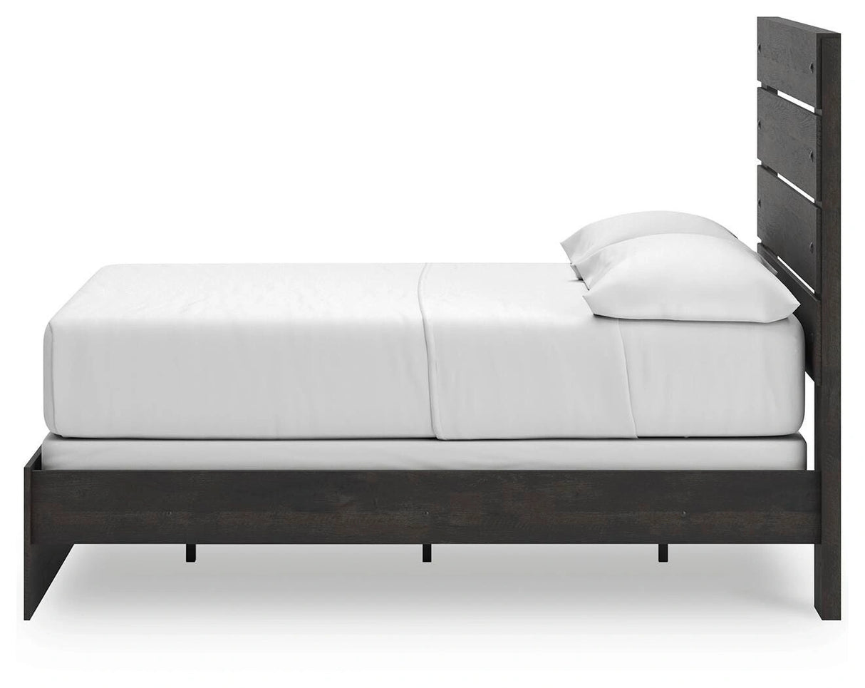 Hollivern Bedroom Set