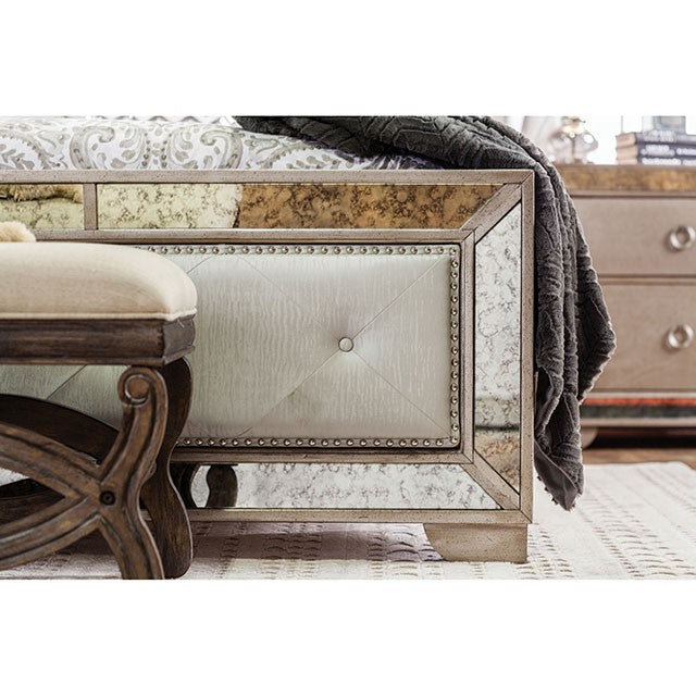 Loraine Queen Bedroom Set