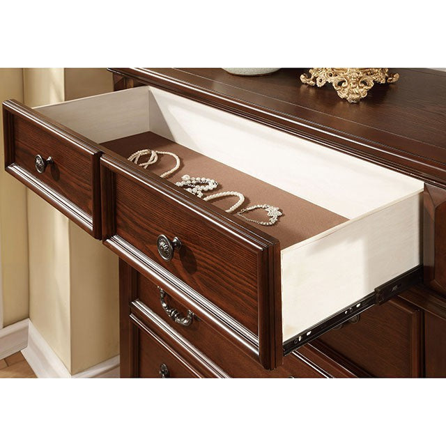 Landaluce Chest