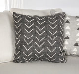 Hyde Park Loveseat w/ Pillows