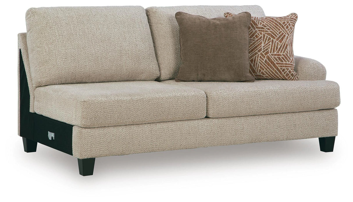 Steelwater Retreat Sectional with Chaise