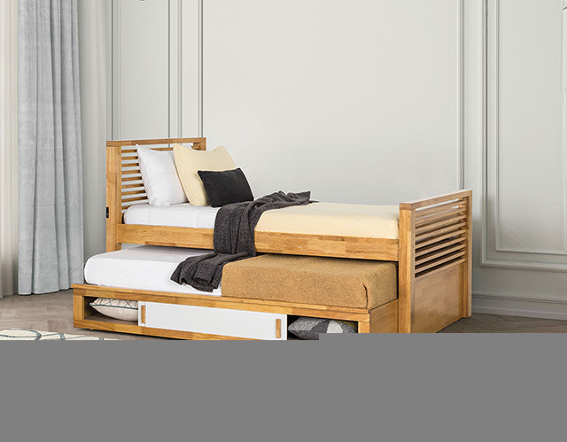Dayville Bed