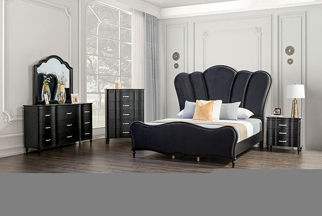 Melodi Parc Chest