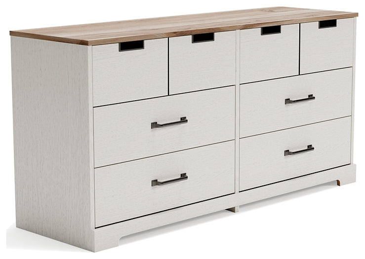 Vaibryn Six Drawer Dresser