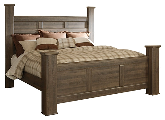 Juararo California King Poster Bed with Mirrored Dresser, Chest and Nightstand