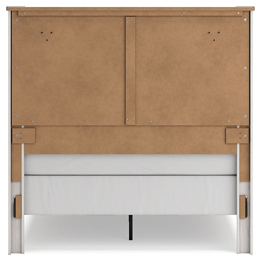 Schoenberg Queen Panel Bed with Dresser