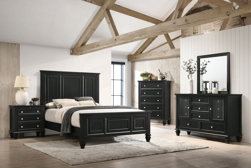 Sandy Beach Wood California King Panel Bed Black