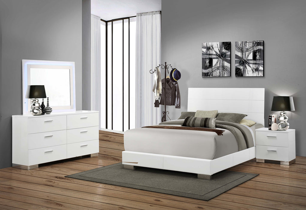 Felicity 4-piece Eastern King Bedroom Set White High Gloss