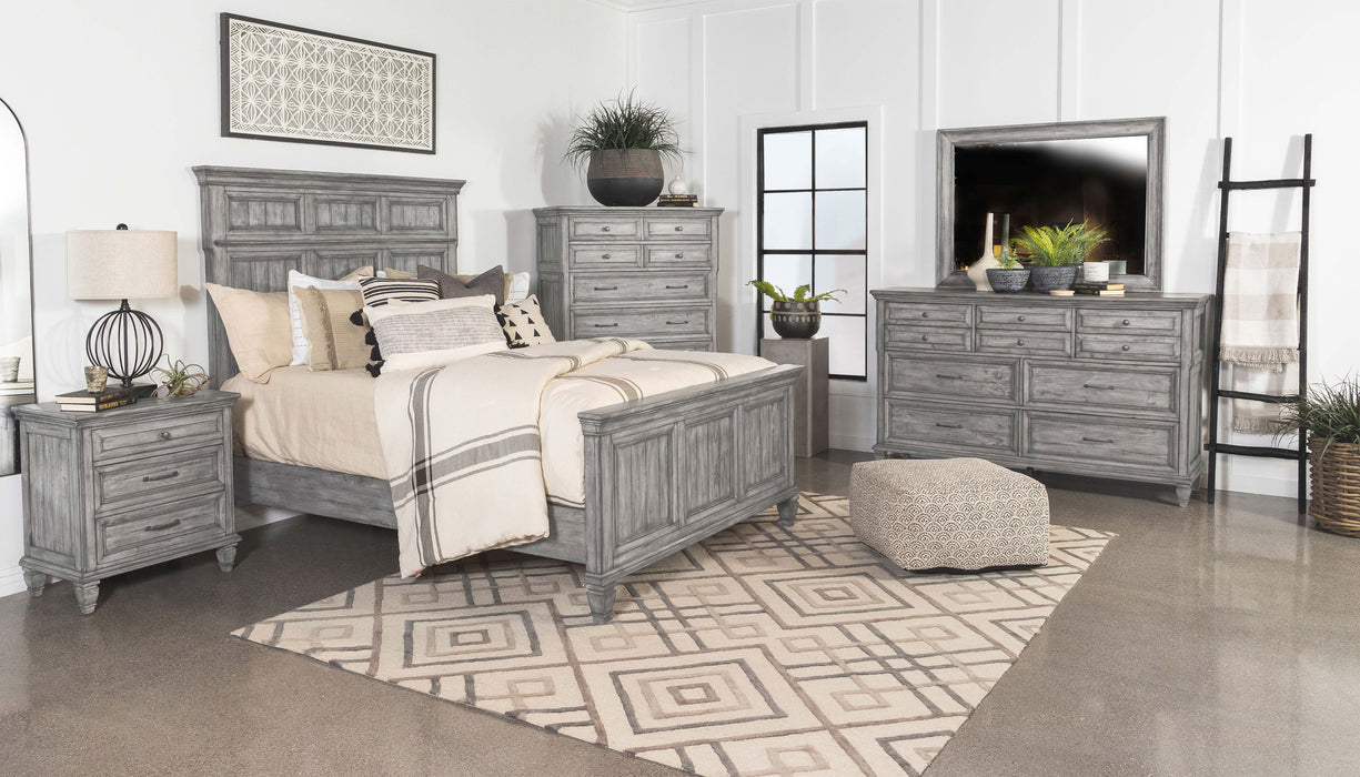 Avenue Wood Eastern King Panel Bed Weathered Grey