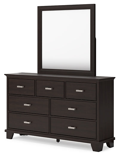 Covetown Full Panel Bed with Mirrored Dresser, Chest and 2 Nightstands