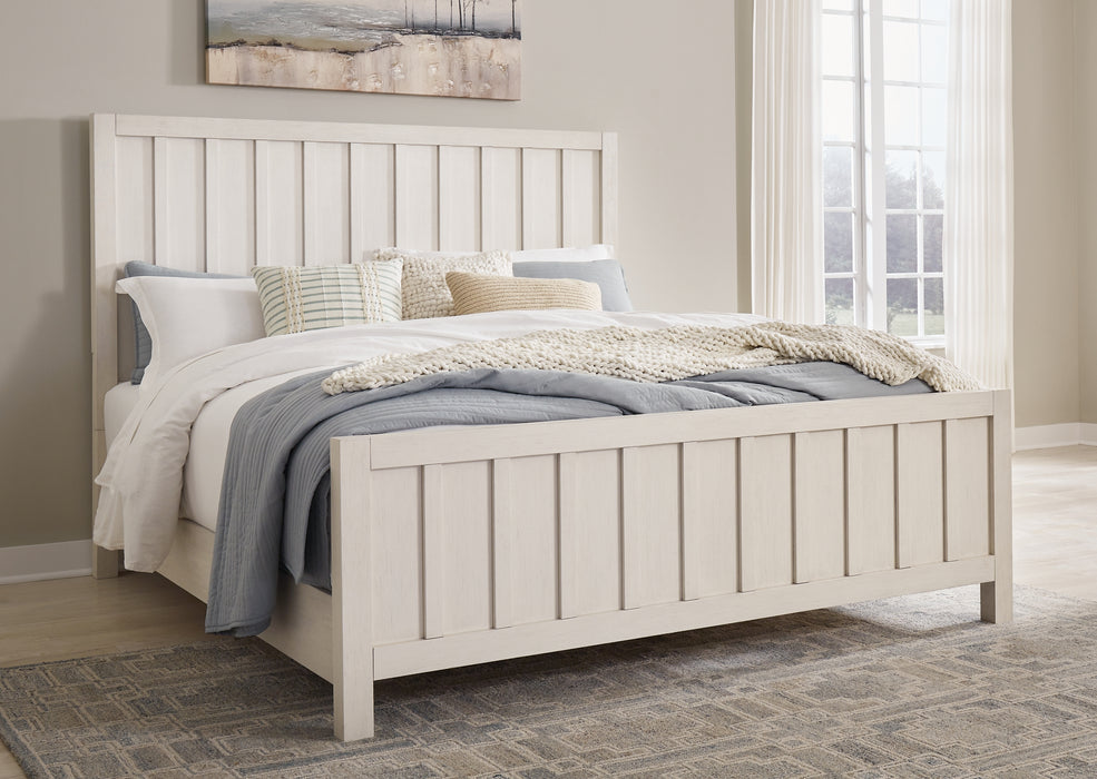 Shaybrock California King Panel Bed with Mirrored Dresser