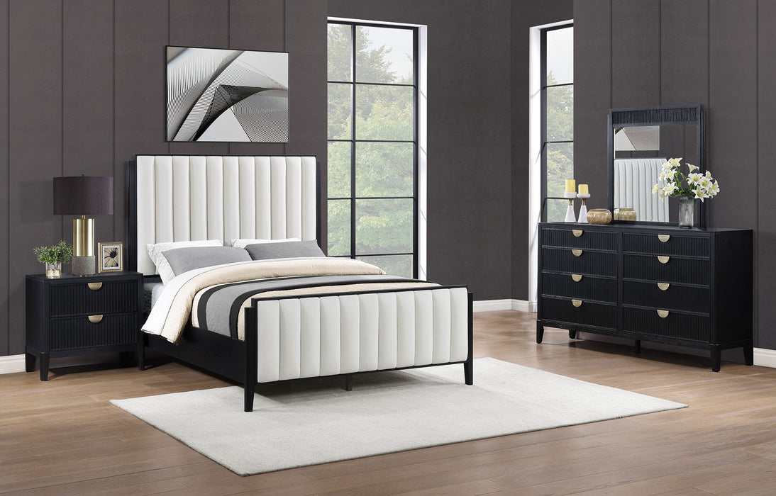 Brookmead 4-piece Upholstered Eastern King Bedroom Set Black